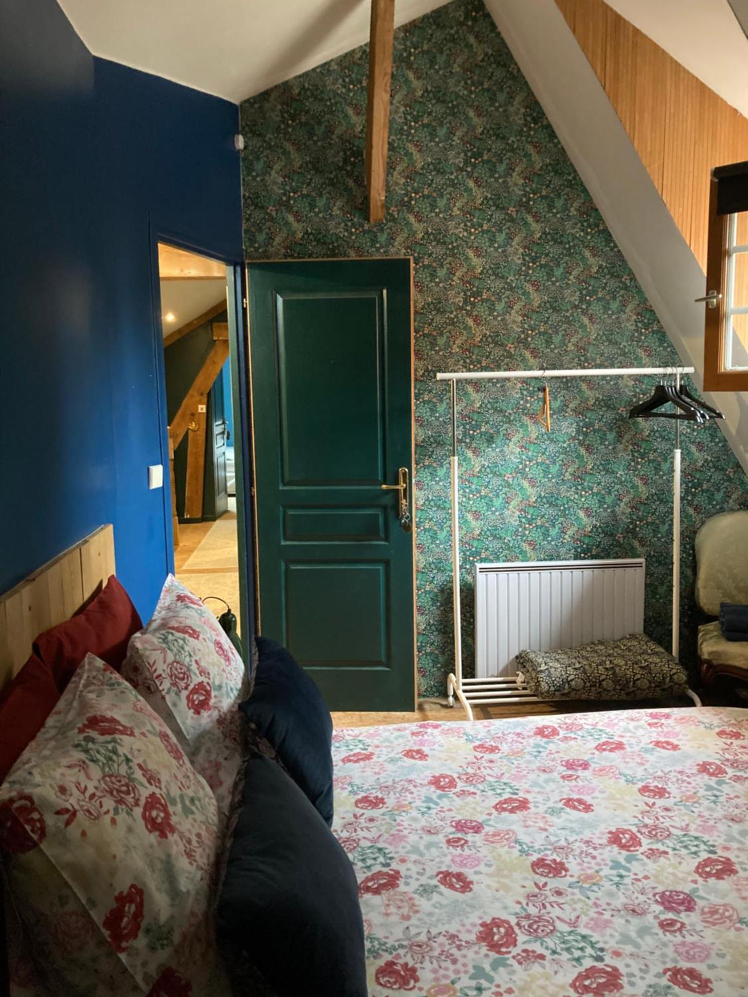 Le Pigeonnier Bed and Breakfast Croix Eksteriør billede
